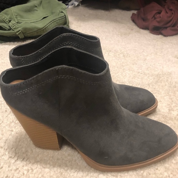 Gray backless booties - Picture 1 of 4